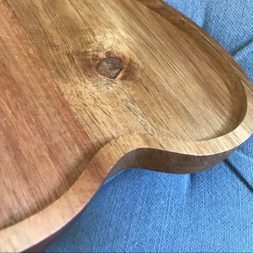 Wooden heart-shaped vanity tray - Picture 4 of 5
